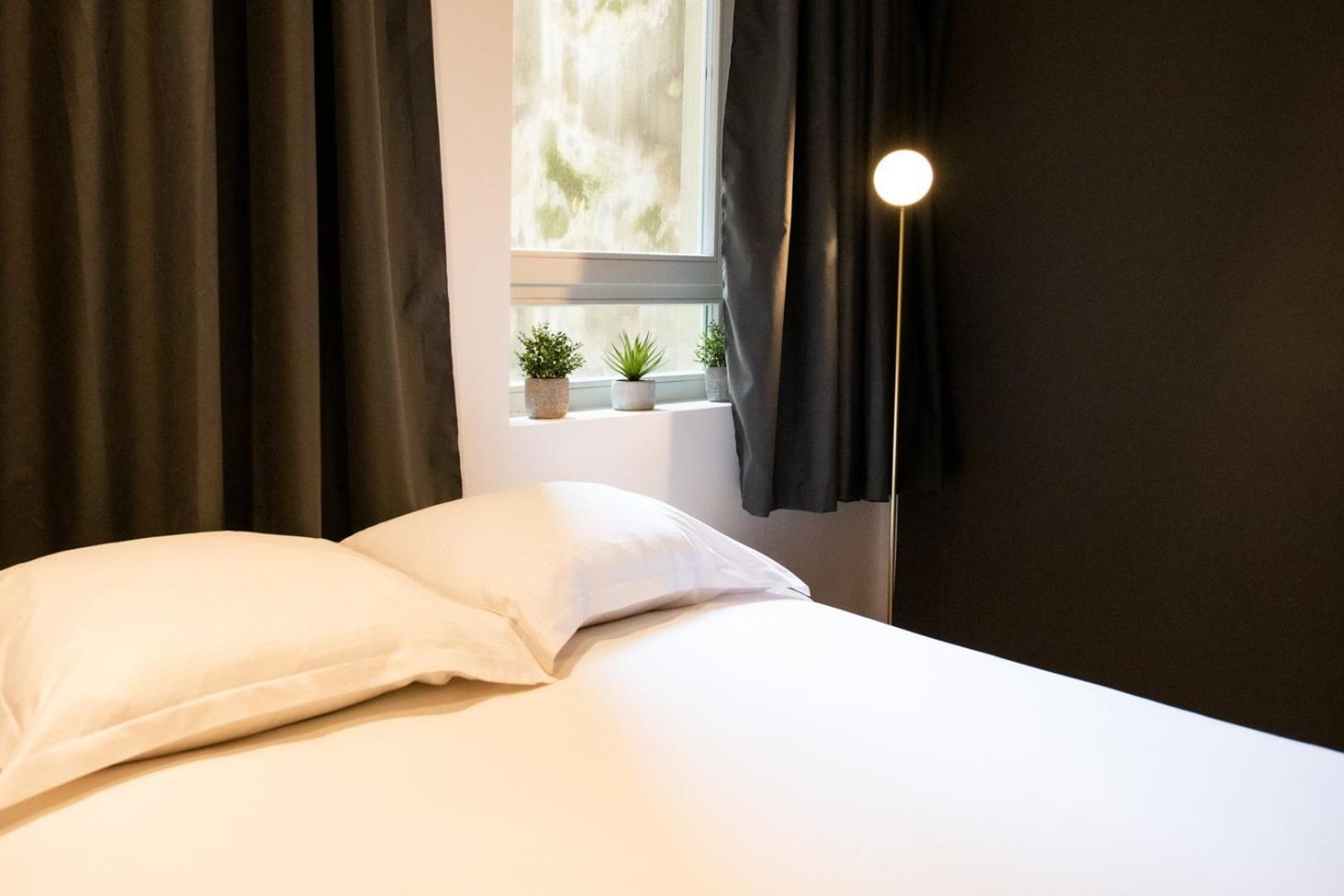 Le St Germain - Petillant Studio Decore Avec Gout En Centre-Ville Лион Екстериор снимка
